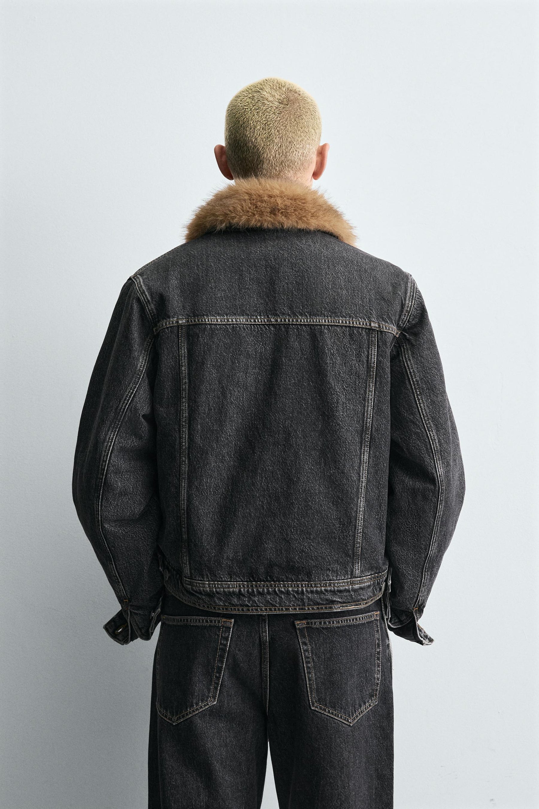 DENIM JACKET WITH FAUX FUR COLLAR - Image 3