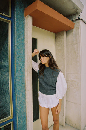 CONTRAST WAISTCOAT SHIRT