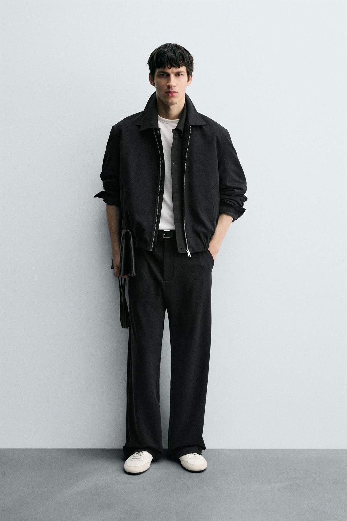 LOOSE-FITTING RELAXED FIT TROUSERS - Image 1