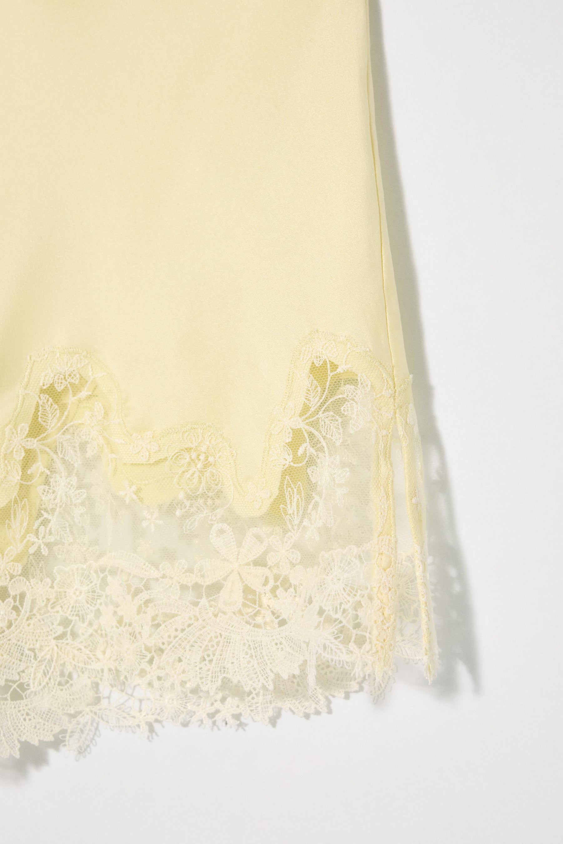 SILK LINGERIE SHORTS