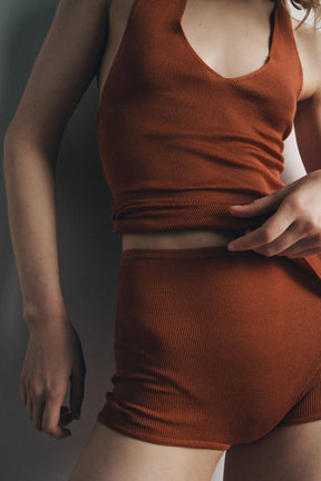 Seamless silk shorts