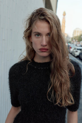 SHORT SLEEVE KNIT JUMPER WITH JEWEL BEADS - Image 4