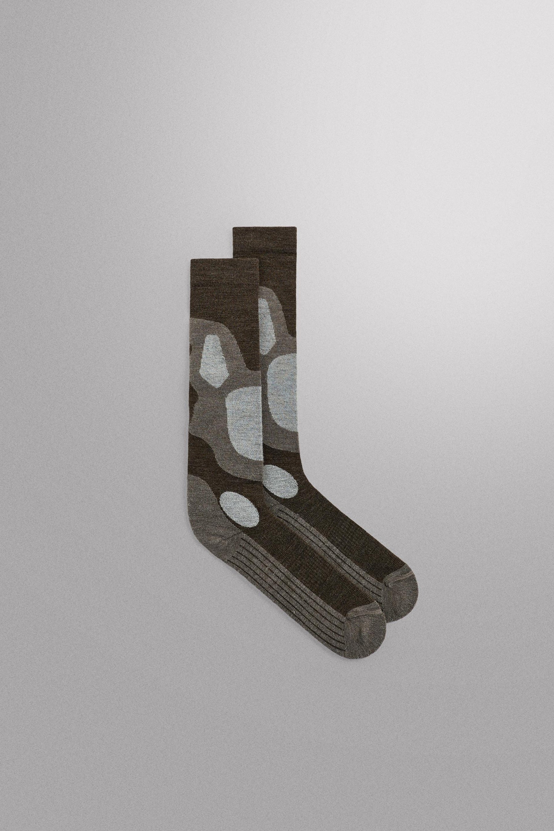 LONG COMPRESSION SKI SOCKS - Image 1