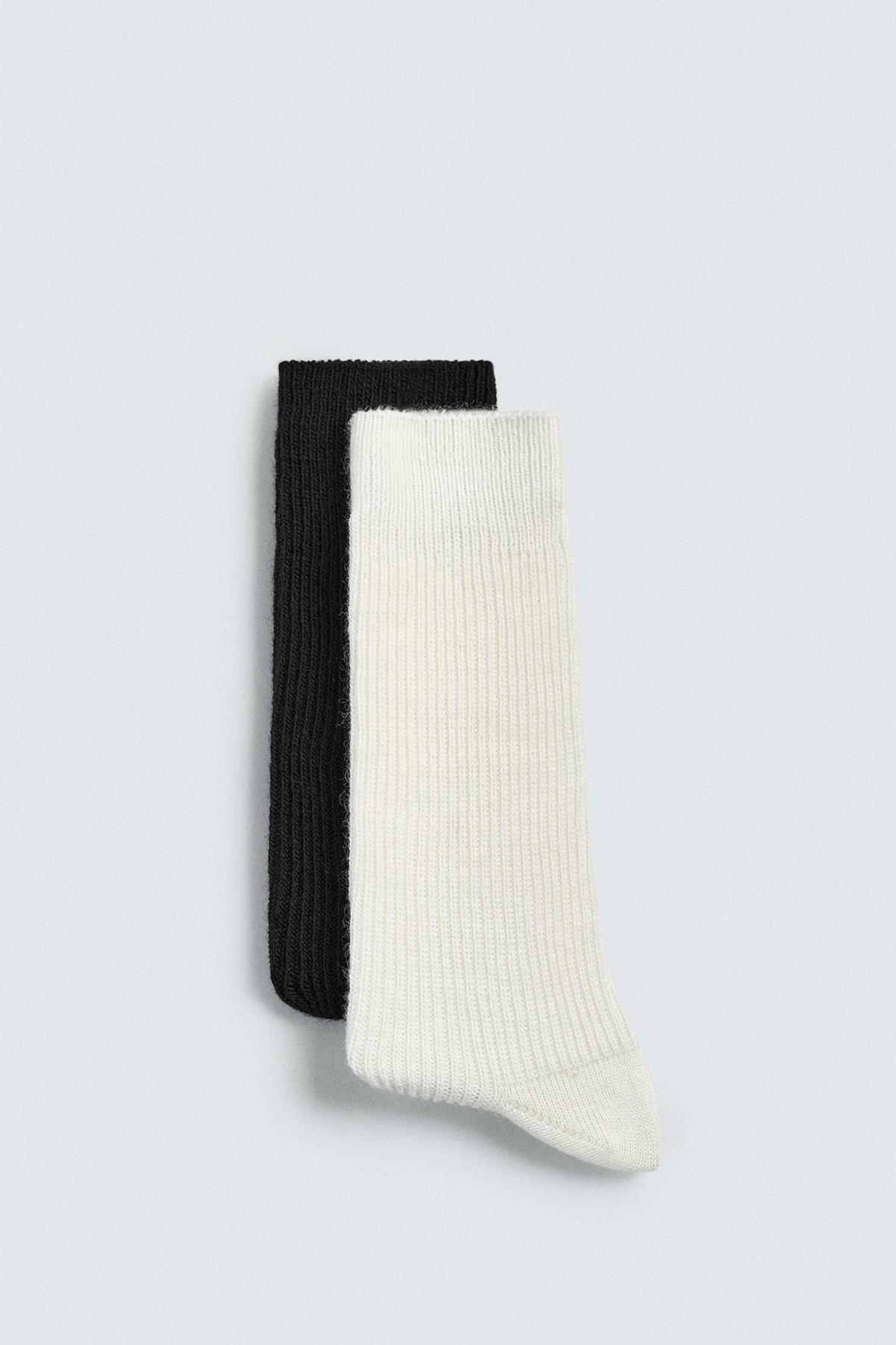 2-PACK OF TEXTURED SOCKS LIMITED EDITION - Image 2
