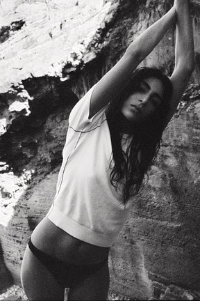 SHORT SLEEVE KNIT TOP WITH PIPING - Image 5