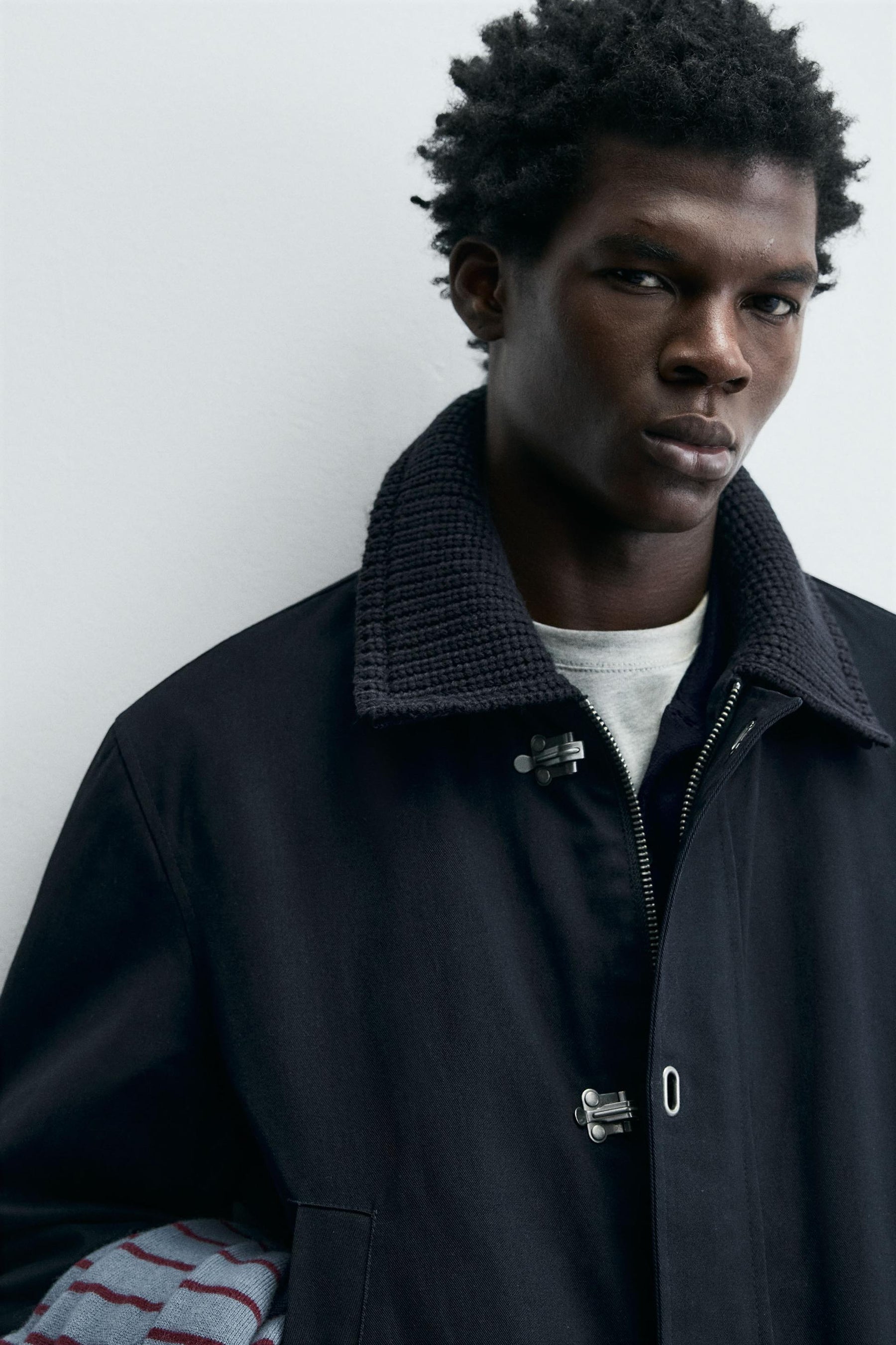 TOGGLE JACKET WITH CONTRAST COLLAR - Image 5