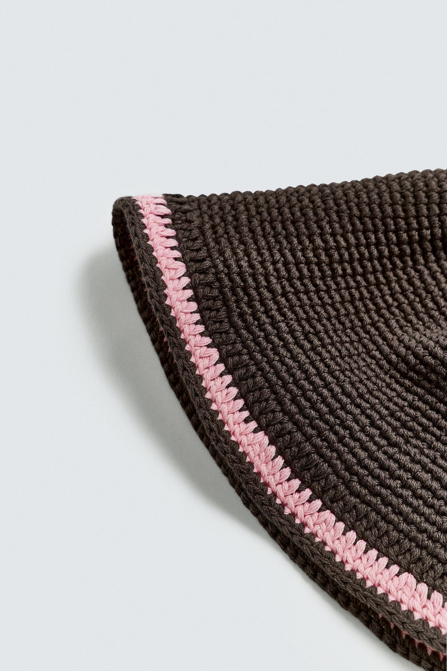 CROCHET BAND BUCKET HAT - Image 5