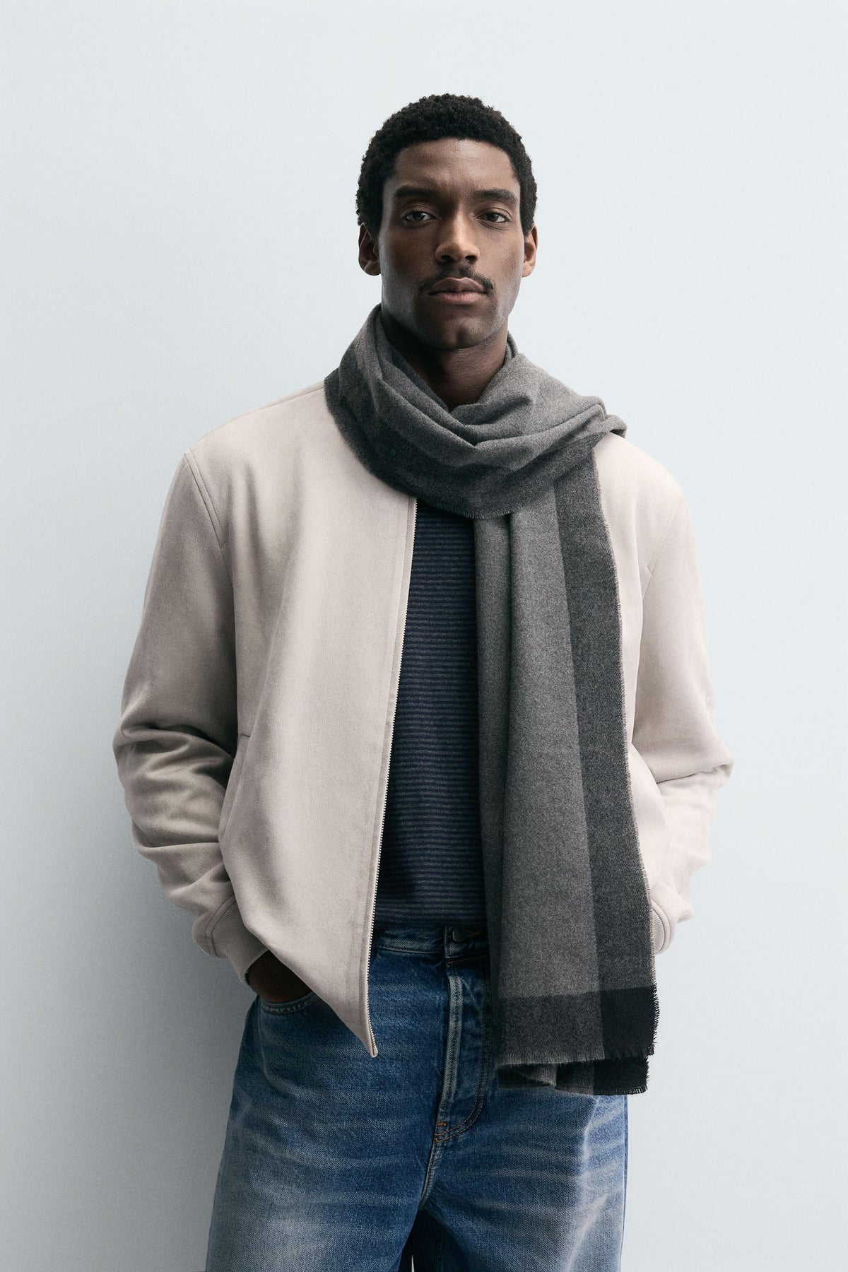 CONTRAST FINISH SCARF - Image 1