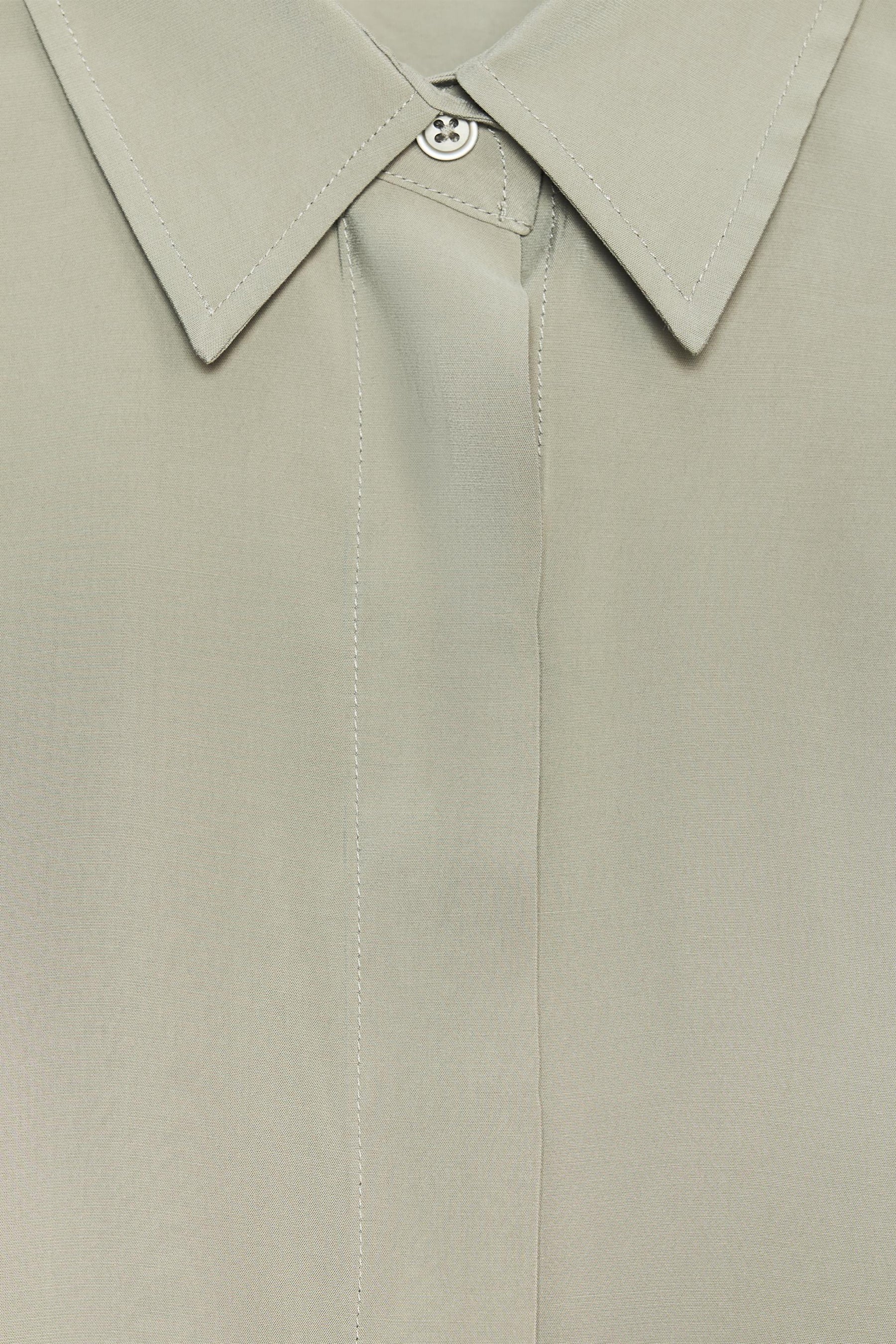 Flowing Short Sleeve Shirt