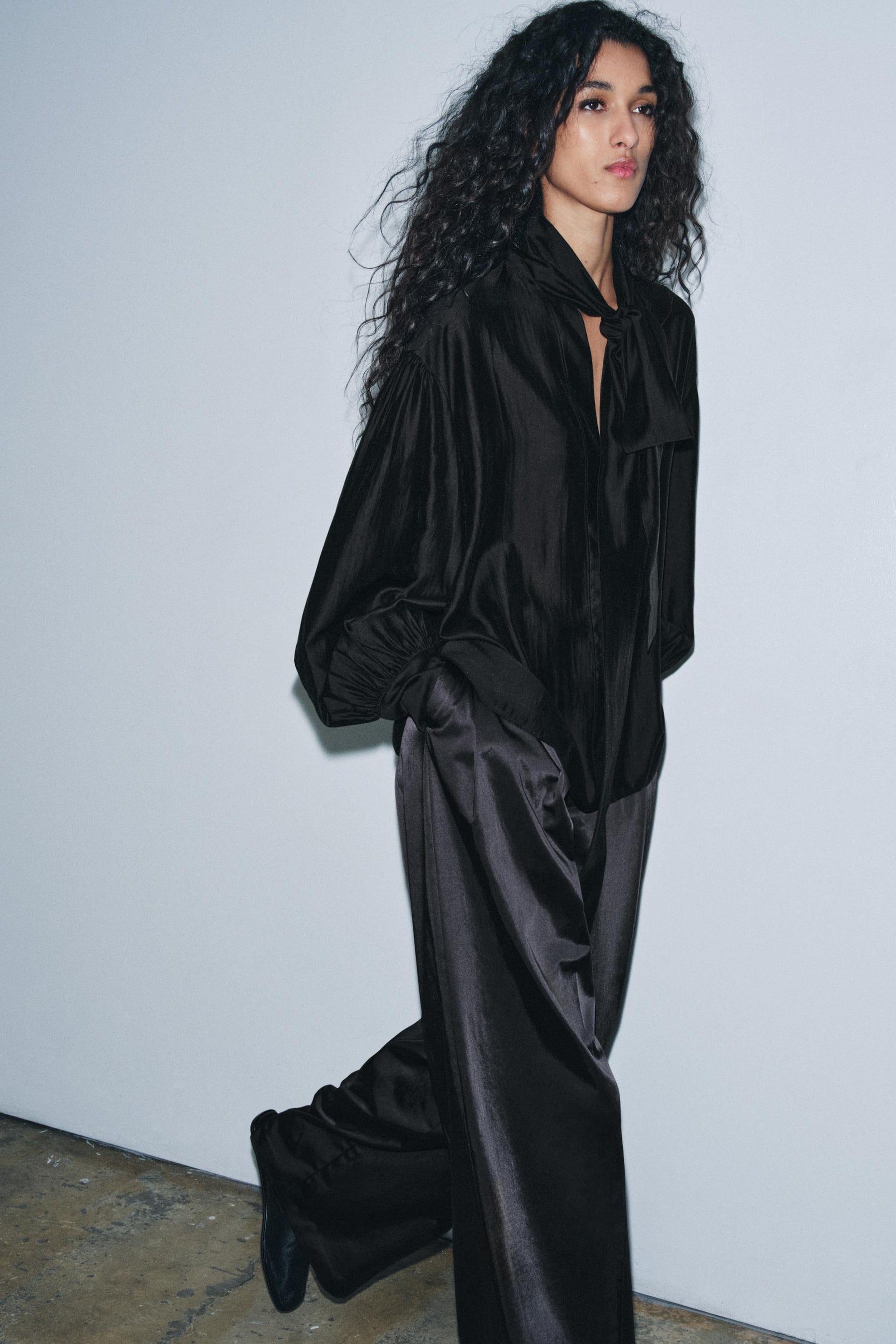 Flowing Shirt with Ties