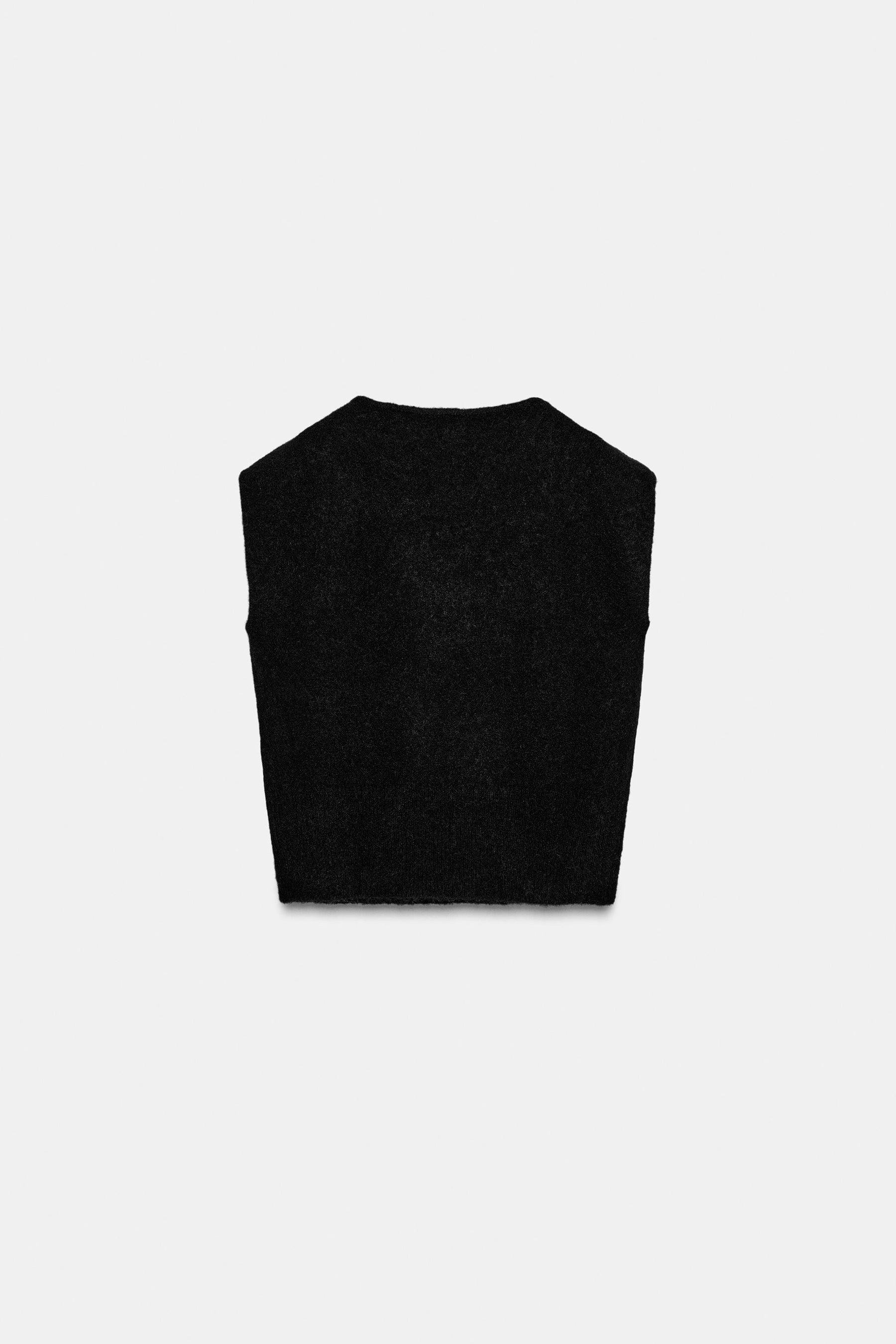 SLEEVELESS KNIT JUMPER WITH BROOCH - Image 6