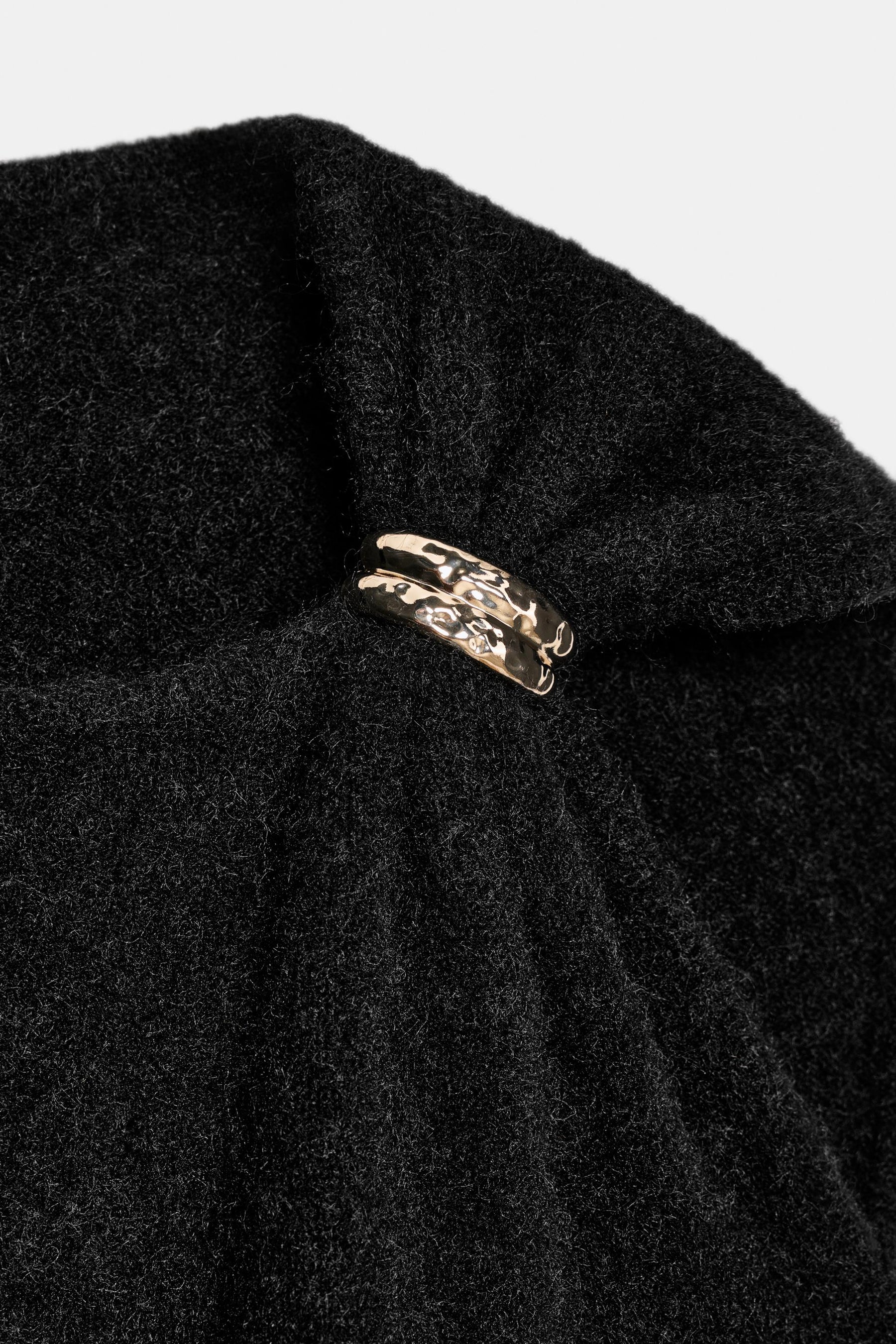 SLEEVELESS KNIT JUMPER WITH BROOCH - Image 7