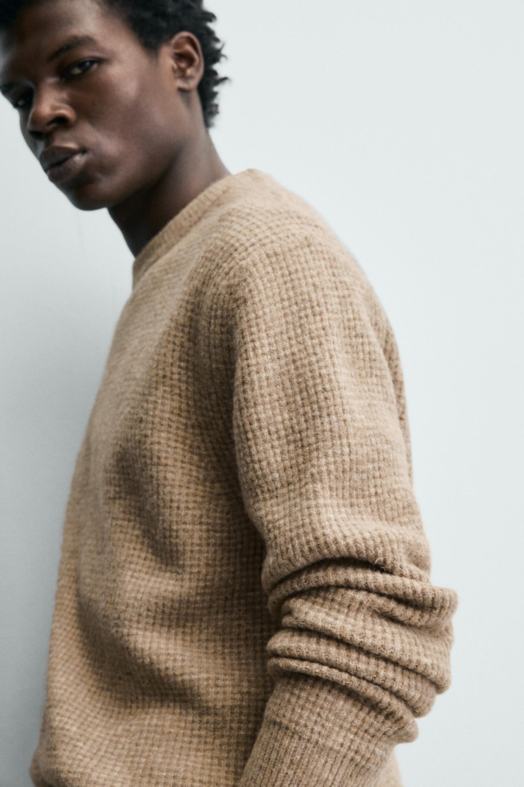 REGULAR FIT WAFFLE-KNIT JUMPER - Image 7