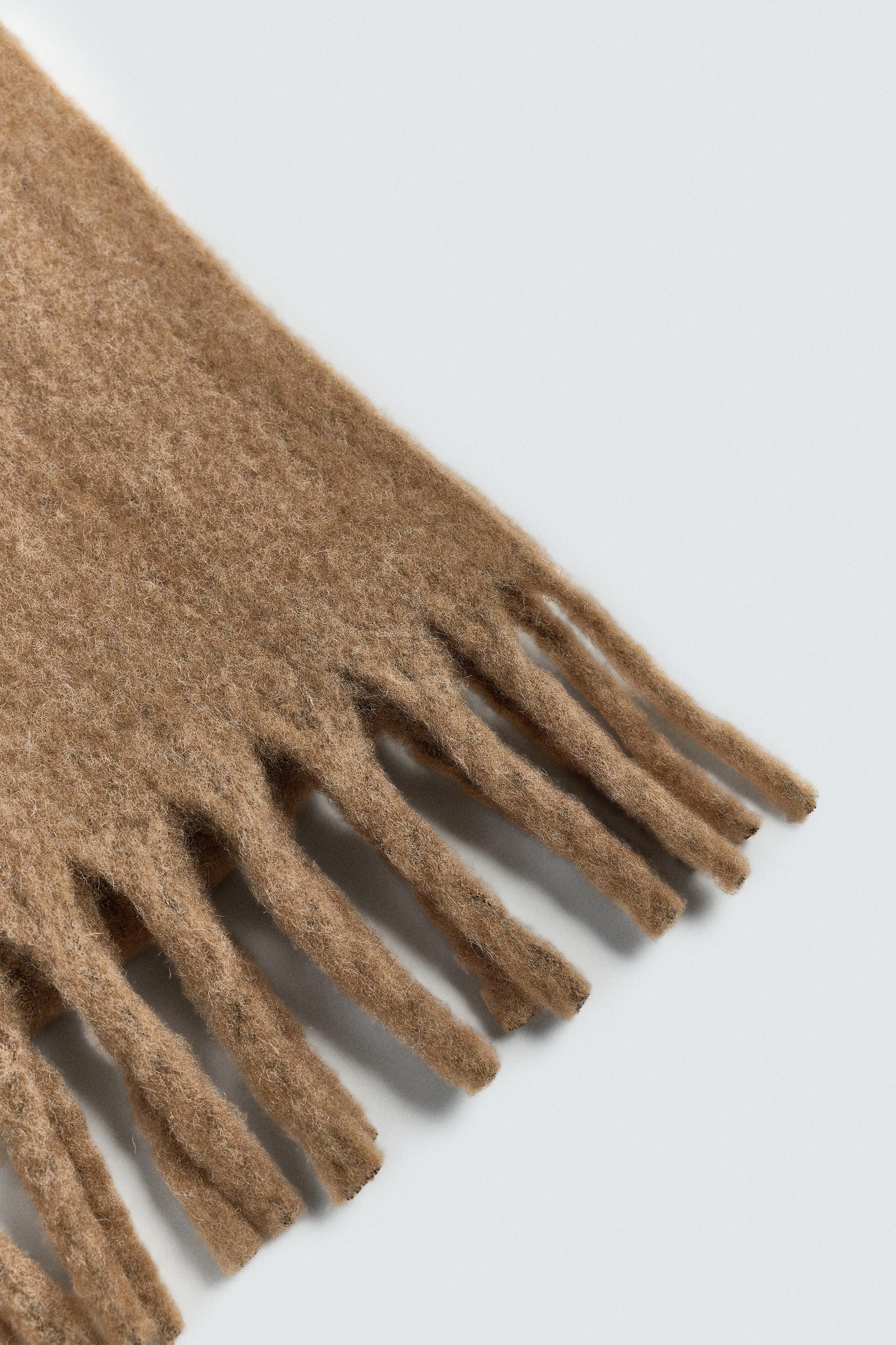 BRUSHED TEXTURED FRINGED SCARF - Image 3