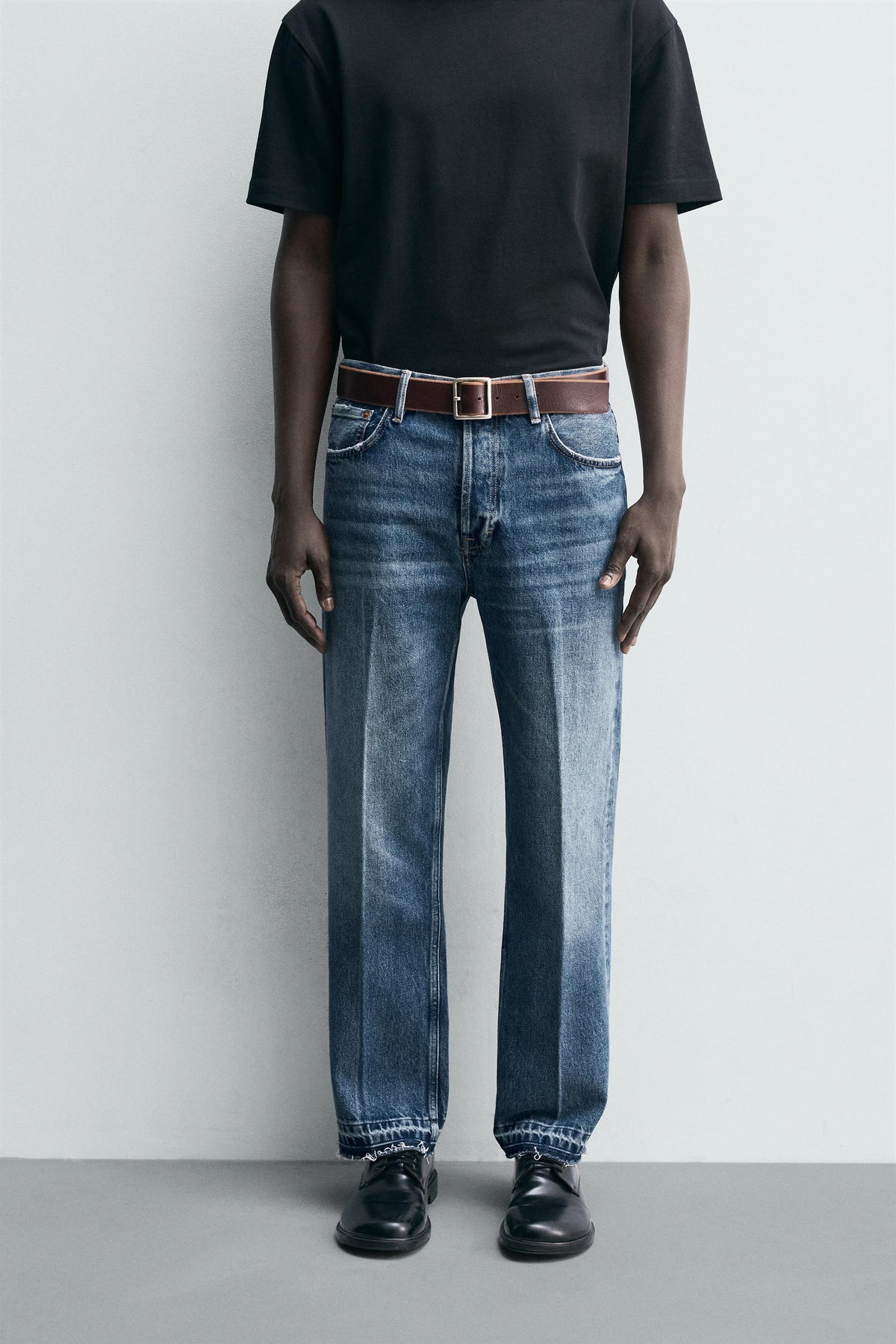 STRAIGHT FIT JEANS - Image 2