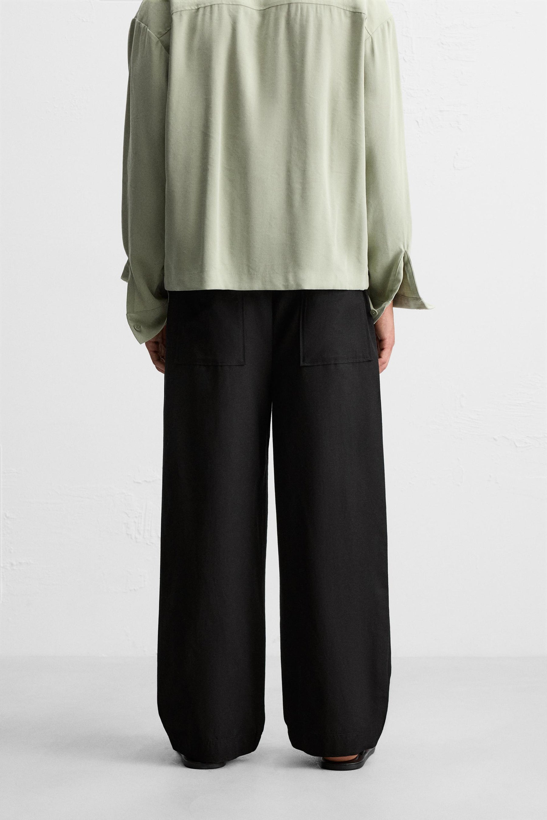 REGULAR FIT JOGGER WAIST TROUSERS - Image 3