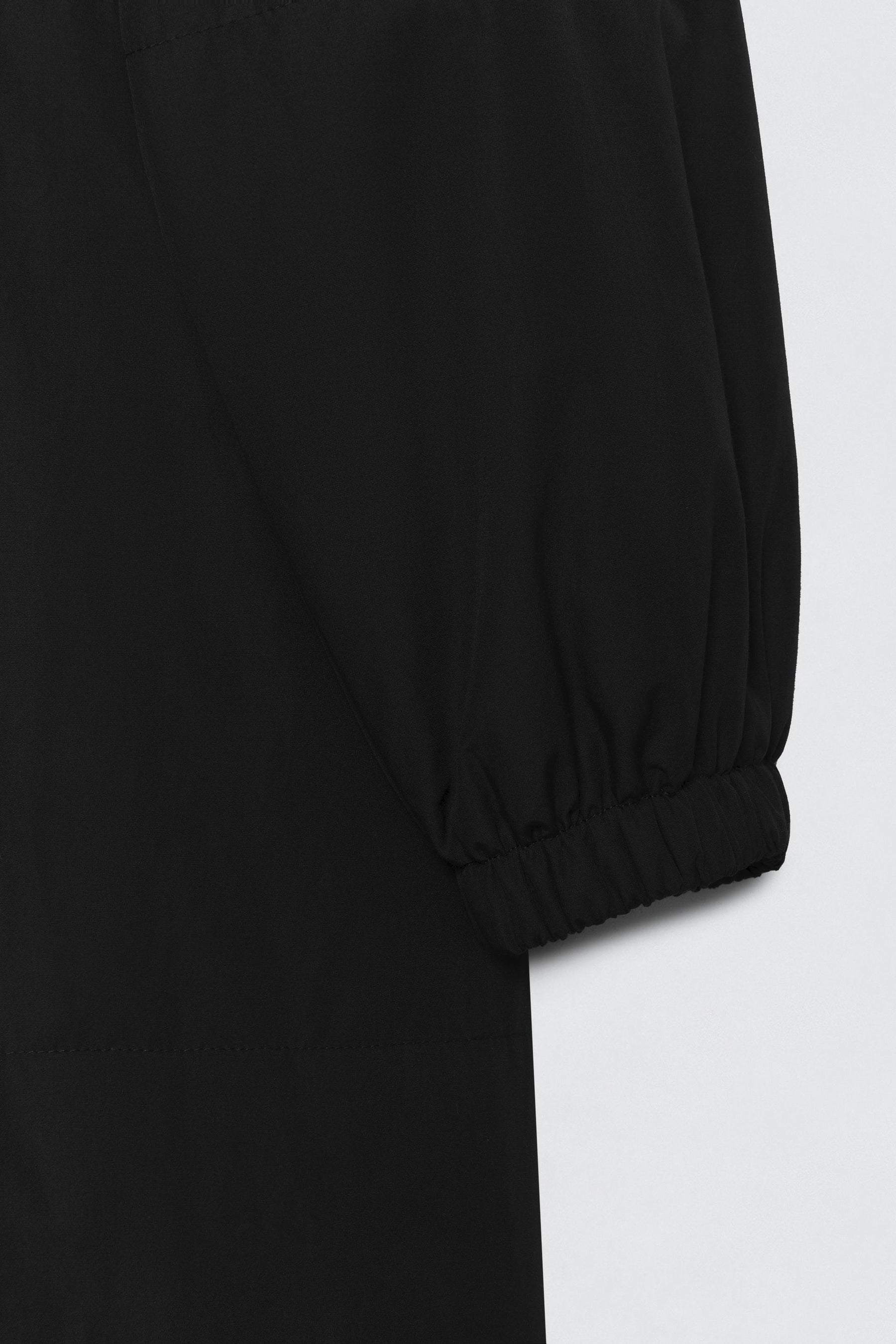 SOSHIOTSUKI X TECHNICAL QUILTED COAT - Image 4