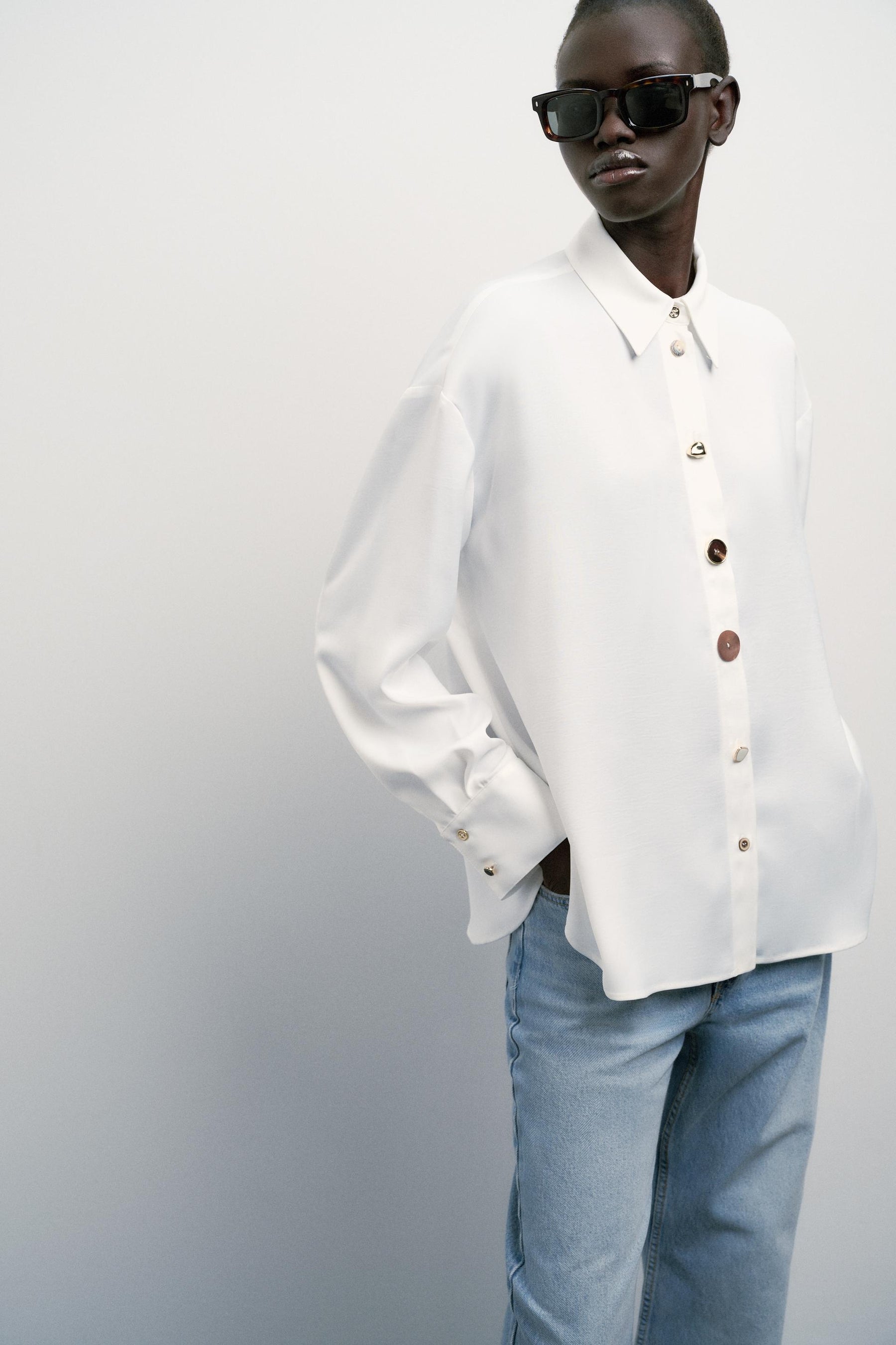SATIN CONTRAST BUTTON SHIRT