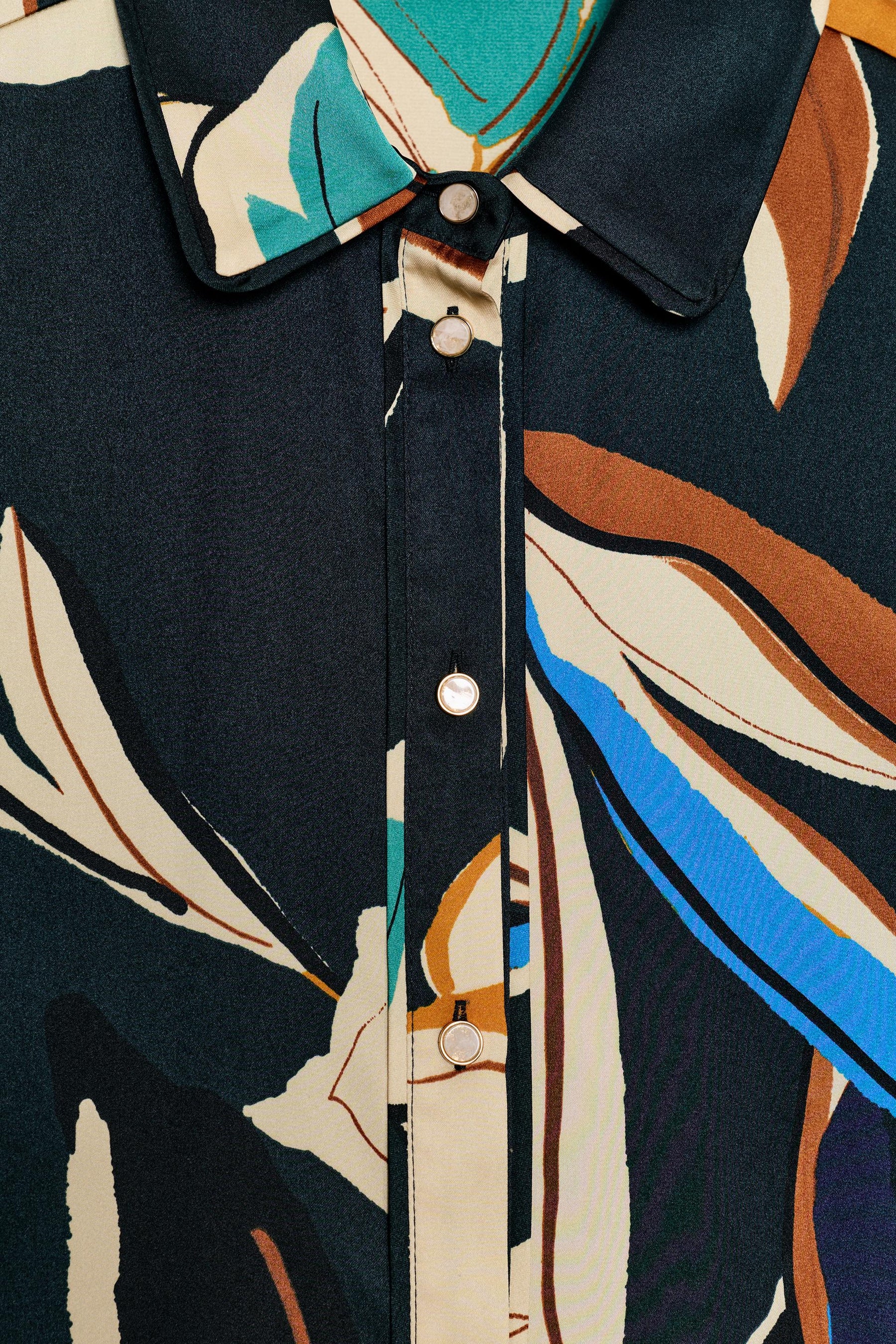 Printed Flowing Shirt