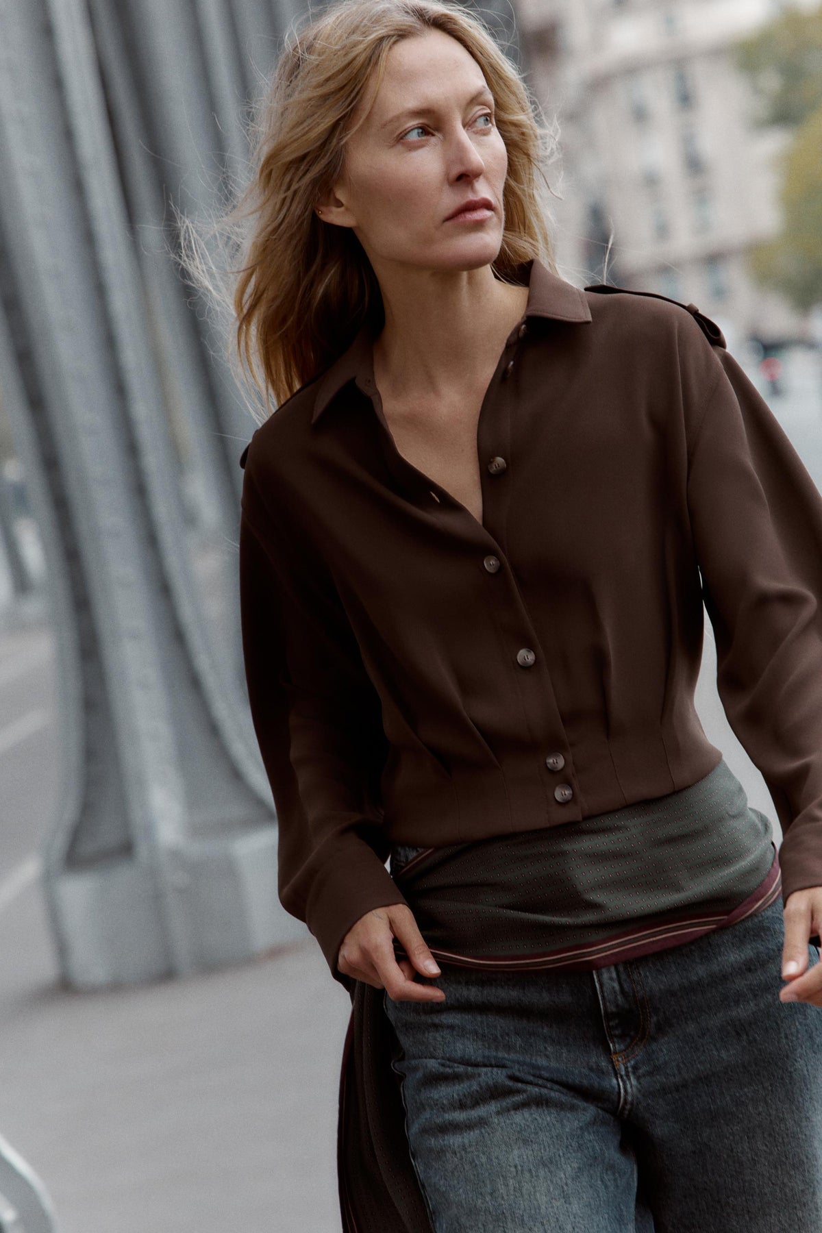 Shirt with shoulder tabs