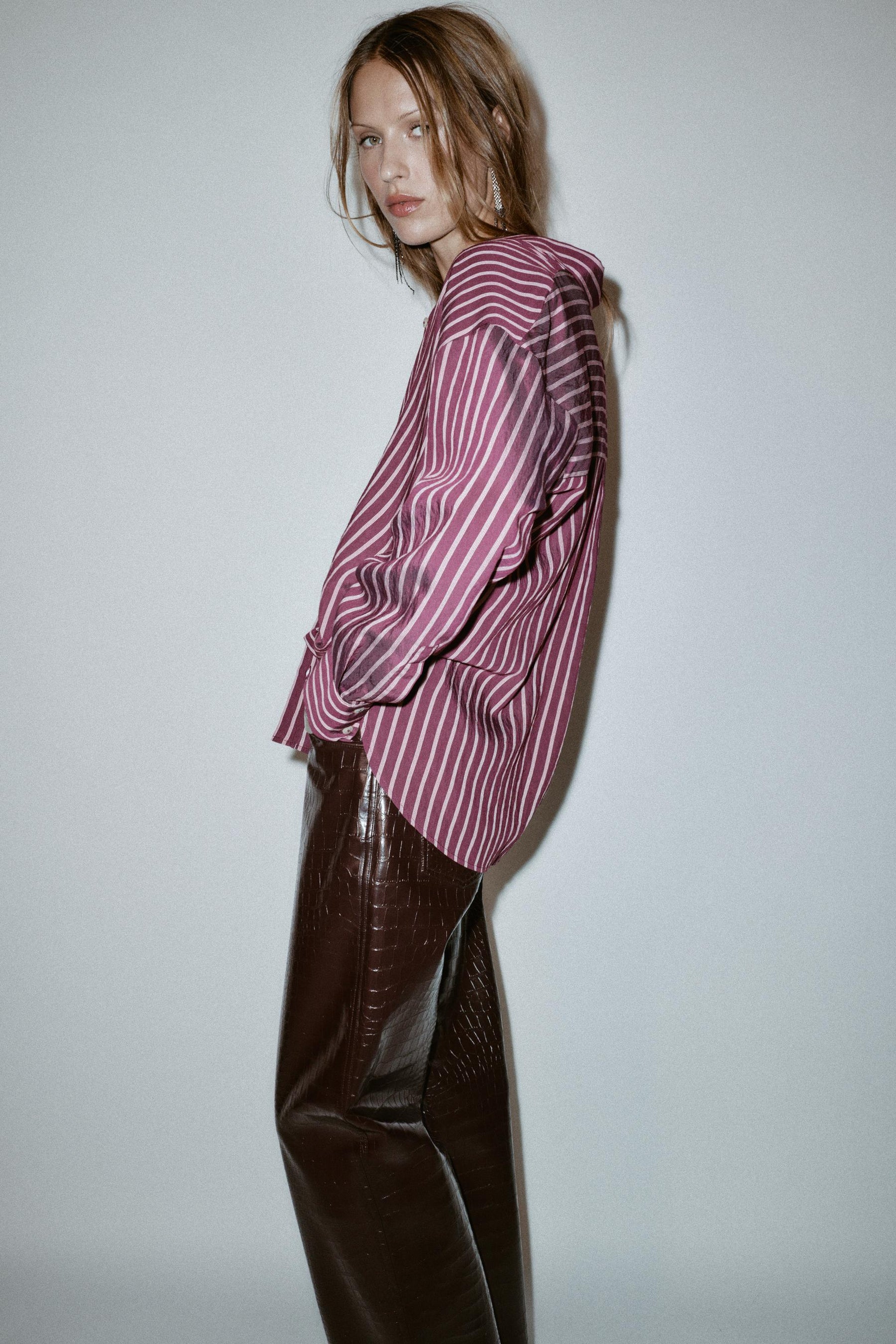 OVERSIZE STRIPED SHIRT