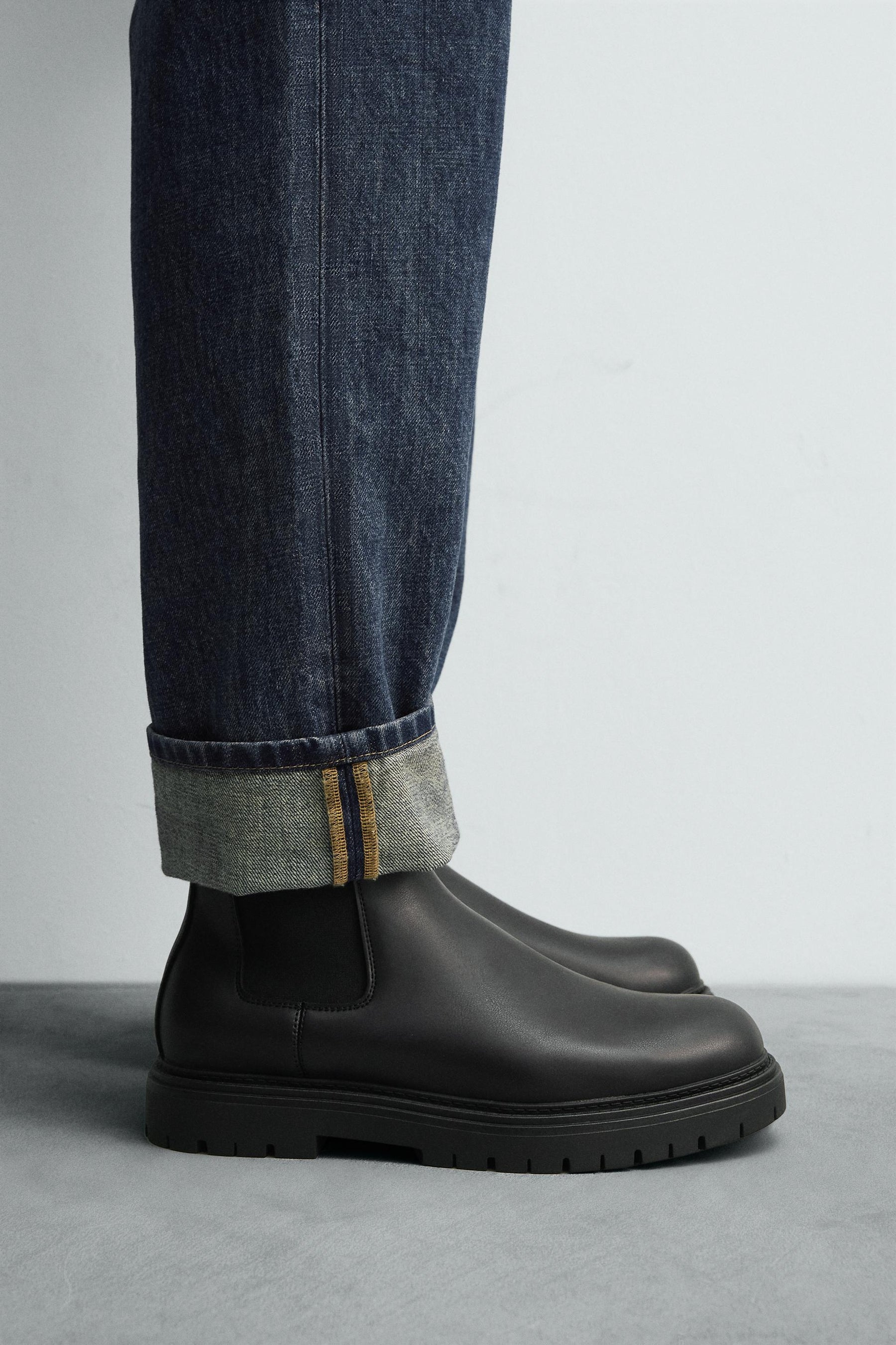 CHUNKY CHELSEA BOOTS - Image 1