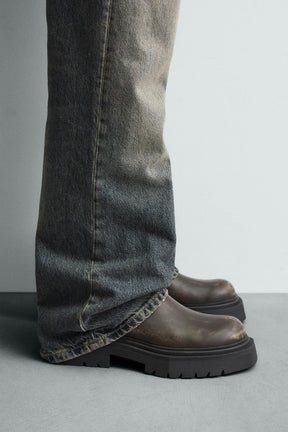 DISTRESSED CHUNKY CHELSEA BOOTS - Image 2